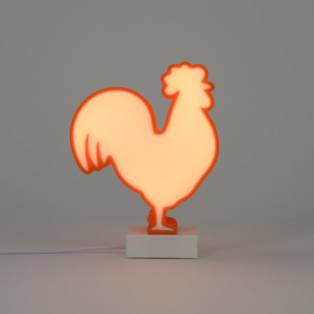 Lampada LED a forma di Gallo – Energia e carattere per i tuoi spazi