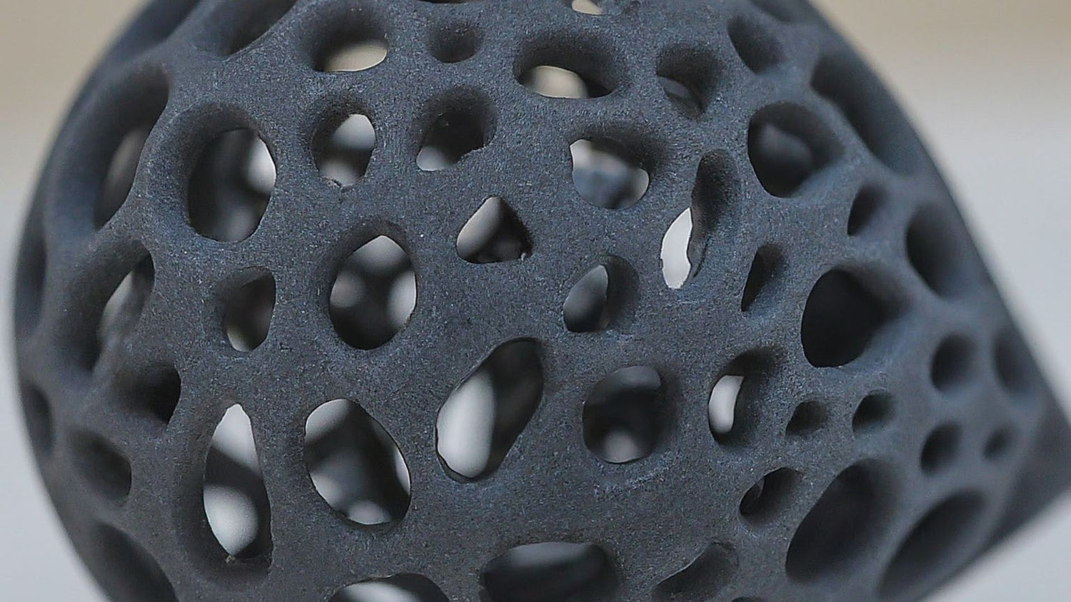 PEEK (Polyether Ether Ketone): il materiale ad alte prestazioni per la stampa 3D