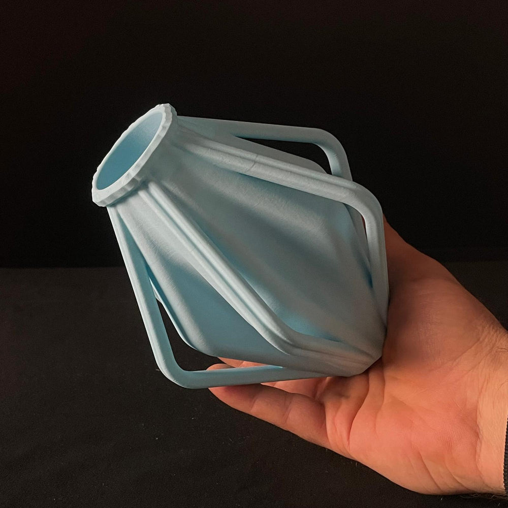 Vaso 3D Triangola | File STL per Stampa 3D